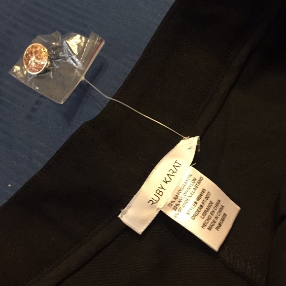 Black high waisted shorts - Picture 4 of 5